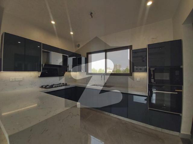 500sq yd Luxury Villa FOR SALE. Bahria Town Precinct 4