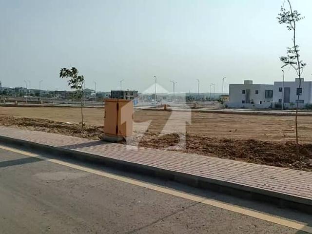 500 Sq Yd Plot Facing Bahria Headoffice FOR SALE. Best Investment Opportunity