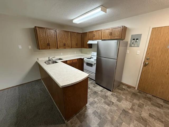 5013 50 Street 1 Bedroom Unit