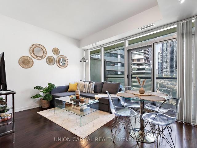 501 12 York Street, Toronto | 1Beds/1Bath, Condo, $2,600/mo | Condos. Ca