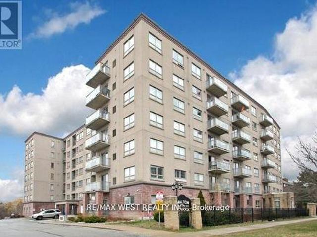 501 7 Goreway Drive, Mississauga, ON, L4T 0A3 condo for sale | Listing ID W11904 | Royal LePage