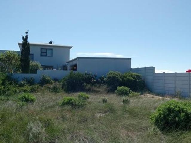 501 m² Land available in Perlemoenbaai