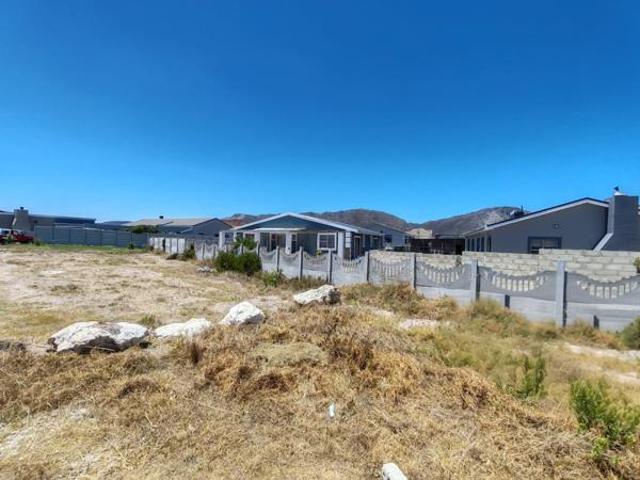 501 m² Land available in Perlemoenbaai