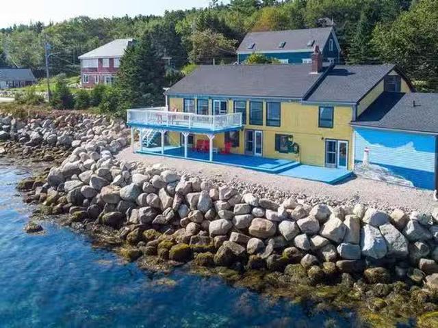 501 Mill Cove Shore Road, Birchy Head, NS, B0J 1T0 Luxury Ho.