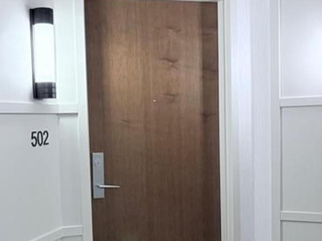 502 1 SOUTHDOWN Road, Mississauga | Terminated, W12734 | Condos. Ca