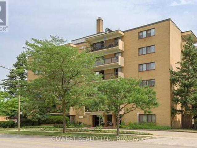 502 557 The East Mall, Toronto, ON, M9B 4A5 condo for sale | Listing ID W13675 | Royal LePage