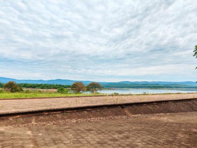 502 m² Land available in Aquapark
