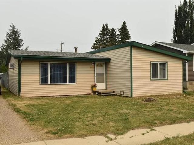 5034 45 Avenue, St. Paul Town, AB, T0A 3A4 house for sale | Listing ID E4421 | Royal LePage