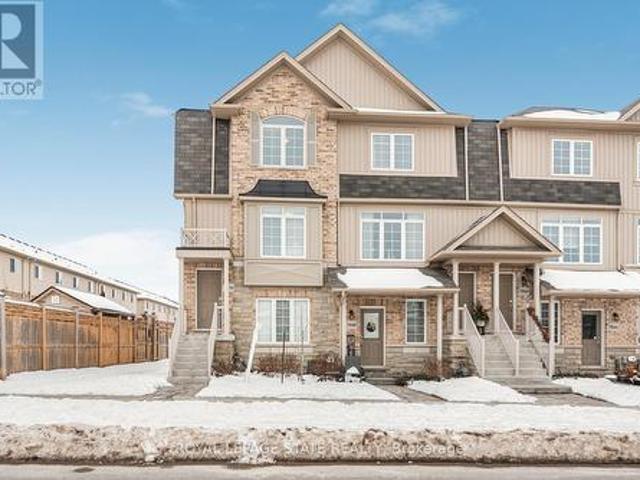 5038 Serena Drive E, Lincoln, ON, L0R 1B2 townhouse for sale | Listing ID X11976 | Royal LePage