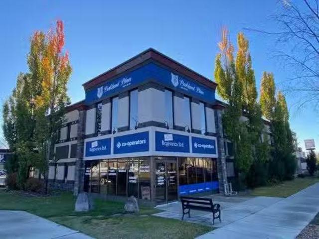 5033 52 Street, Lacombe, AB, T4L 2A6 commercial for lease L.