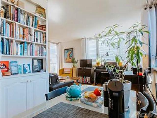 503 1850 Comox Street Vancouver, Bc