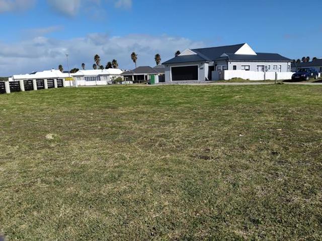 503 m² Land available in Marina Martinique