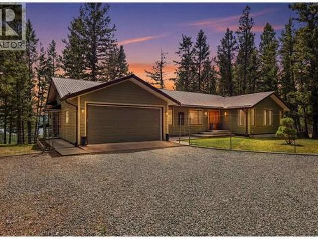 5042 Gloinnzun Drive, 100 Mile House, BC, V0K 2Z0 house for sale | Listing ID R3135 | Royal LePage