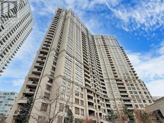 504 3 Duke Of York Boulevard, Mississauga, ON, L5B 4M7 condo for sale | Listing ID W13536 | Royal LePage