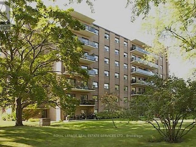 504 135 Allan Street, Oakville, ON, L6J 3N4 lease for lease | Listing ID W13259 | Royal LePage