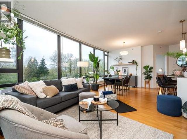 504 400 Capilano Road, Port Moody, BC, V3H 0E1 Single Family Property For Sale | Listing ID R3112 | Royal LePage