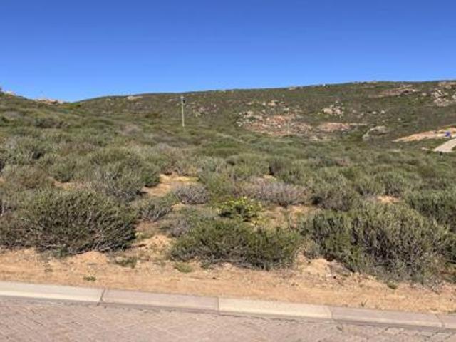 504 m² Land available in St Helena Views