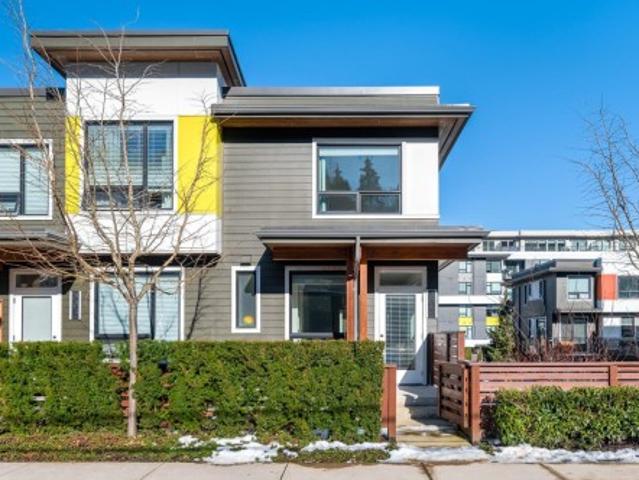 505 3 St George Street, Port Moody, BC, V3H 0K3 townhouse for sale | Listing ID R3009 | Royal LePage