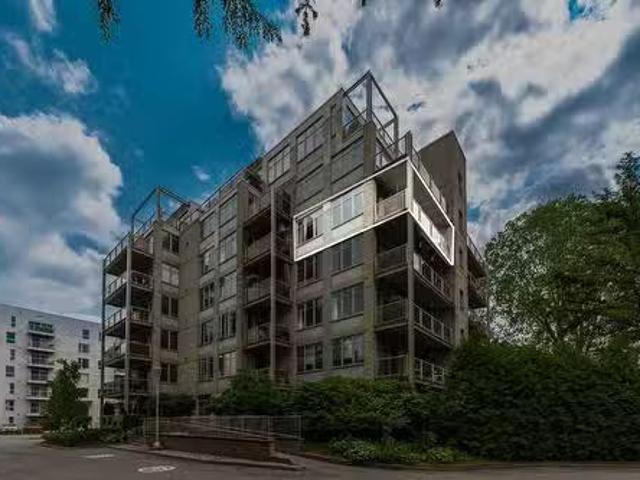 505 450 Place Fabien Drapeau, Sainte Thérèse, QC, J7E 5W6 co.