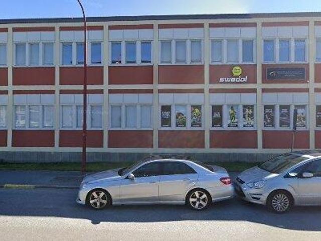 505 m2 kontor, lager uthyres i Västerort