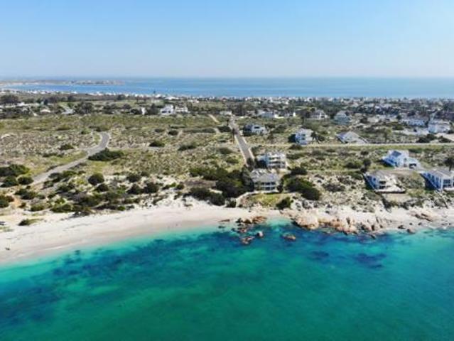 505 m² Land available in Shelley Point