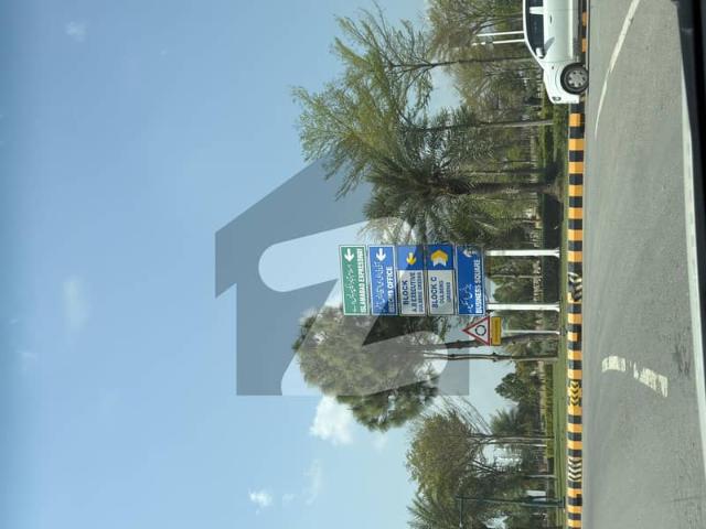 50x60 Commercial Plot For IT Companies & Commercial Projects IT Hub, Gulberg Greens