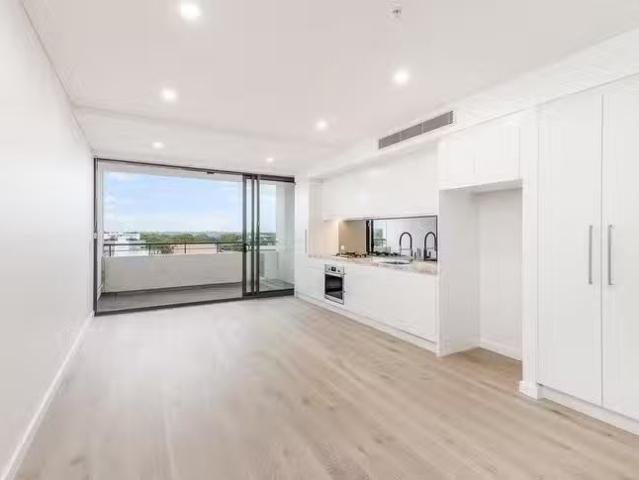 506/1 7 Boyle Street, Sutherland, NSW 2232