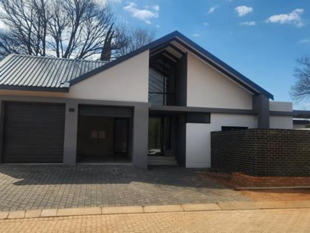 506 m² Land available in Van Der Hoff Park