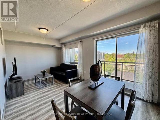 507 275 Larch Street, Waterloo, ON, N2L 3R2 condo for sale | Listing ID X13208 | Royal LePage