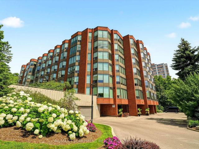 507 2 Lakeshore Road, Burlington | 2Beds/2Bath, Condo, $969,000 | Condos. Ca