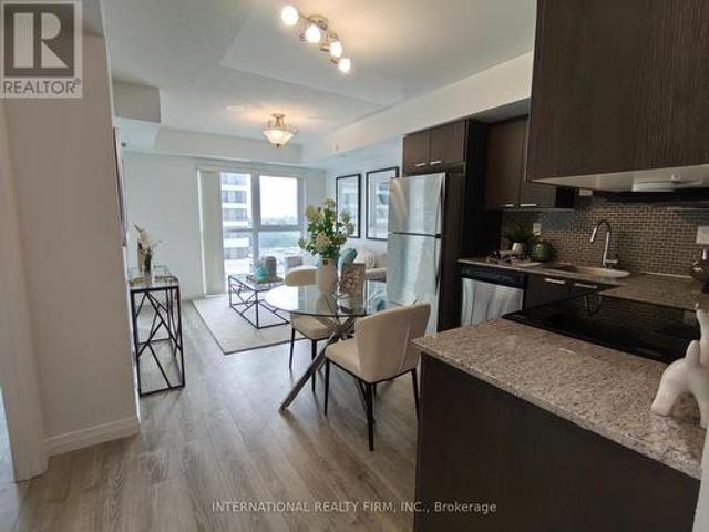 507 2 Lawrence Avenue E, Toronto, ON, M1R 0B5 condo for sale | Listing ID E12266 | Royal LePage