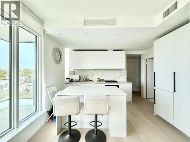 507 8415 GRANVILLE STREET