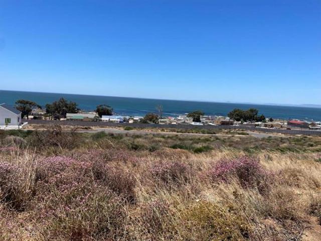 507 m² Land available in St Helena Views