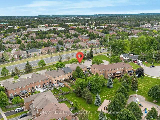 507 Rourke Place, Newmarket | For Sale @ $1,050,000 | Condos. Ca