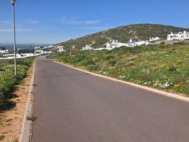 508 m² Land available in St Helena Views
