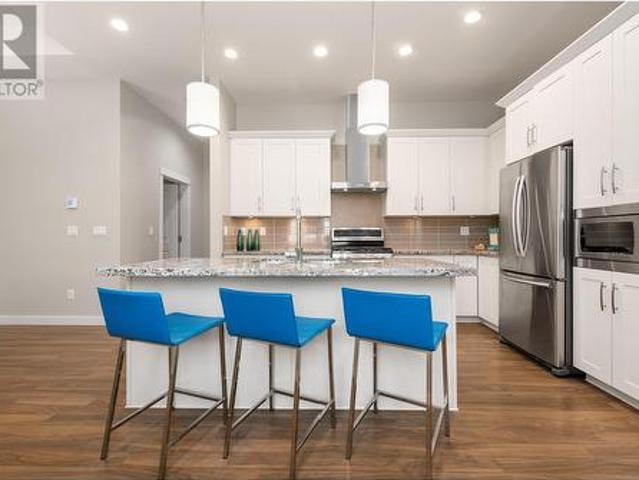 5090 Springs Boulevard, Delta, BC, V4M 0A6 Luxury Single Family Property For Sale | Listing ID R2974 | Royal LePage Carriage Trade Luxury Properties
