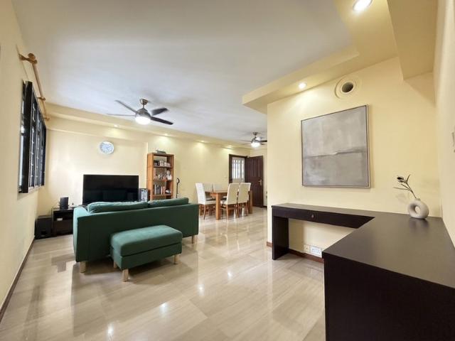 509B Wellington Circle HDB Apartment For Sale, $545,000, 3 Bed 2 Bath 968 sqft $563.00 psf