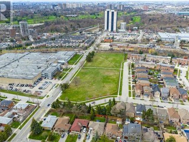 50 60 Oak Street, Toronto, ON, M9N 1A1 commercial for lease | Listing ID W13125 | Royal LePage