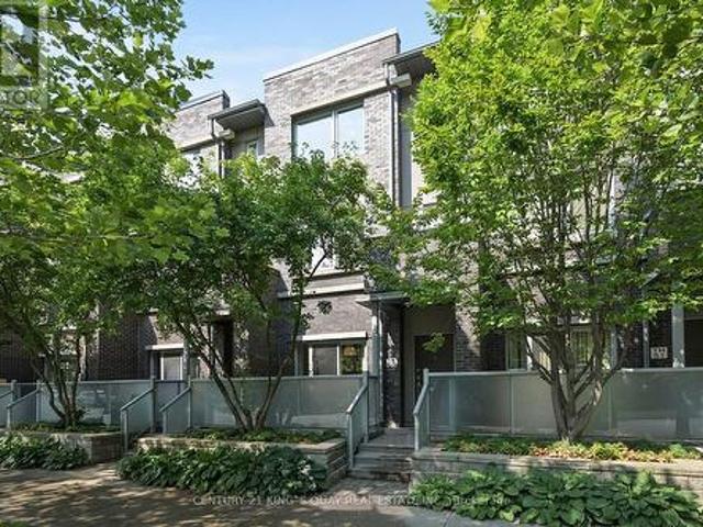 50 315 Village Green Square, Toronto, ON, M1S 0L2 townhouse for sale | Listing ID E12265 | Royal LePage