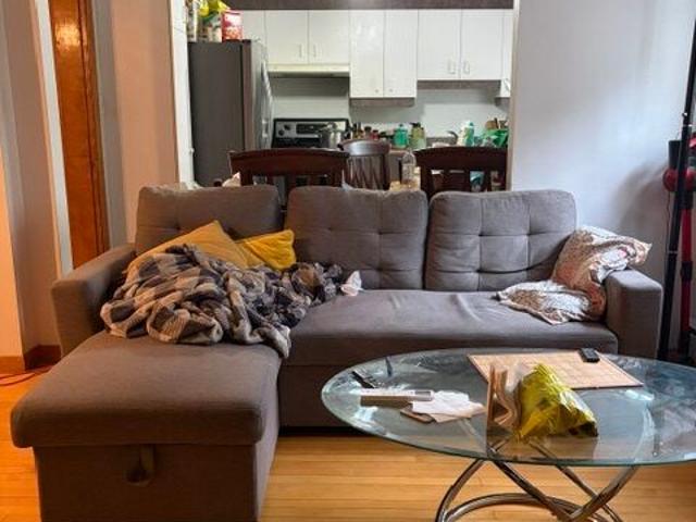 50 3 Rue Heneker, Sherbrooke, QC Juillet J1J 3G3