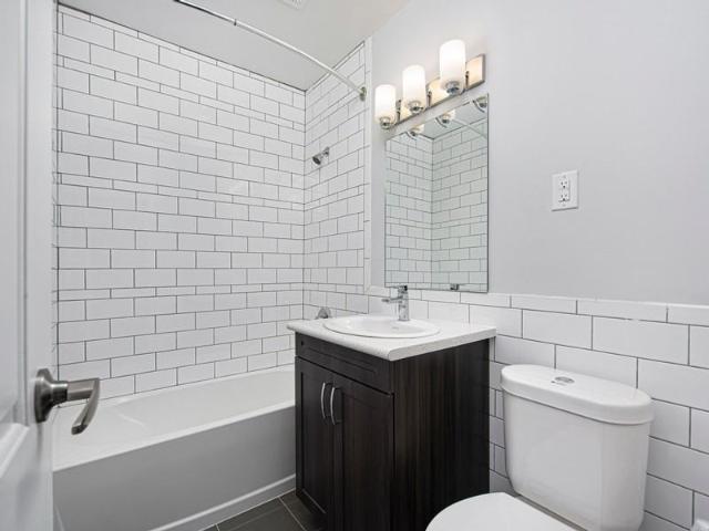 50 Adelaide Ave E and 290 & 300 Mary St N 1 Bedroom Apartment for Rent at 50 Adelaide Ave E, Oshawa, ON L1G 1Y9 Downtown Oshawa