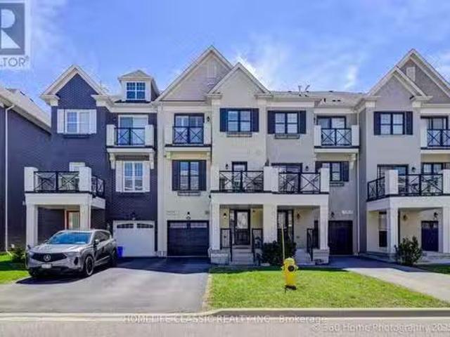 50 Boadway Crescent, Whitchurch Stouffville, ON, L4A 1Y3 hou.