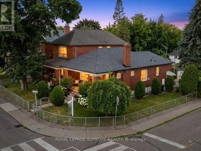 50 Brookside Avenue, Toronto, ON, M6S 4G7 house for sale | Listing ID W13599 | Royal LePage