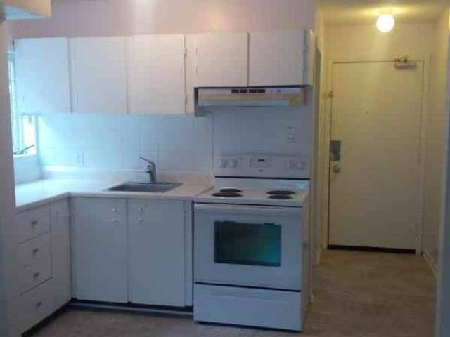 50 Bruyere Street 1 Bedroom Apartment for Rent at 50 Bruyère St, Ottawa, ON K1N 5C5 Lower Town