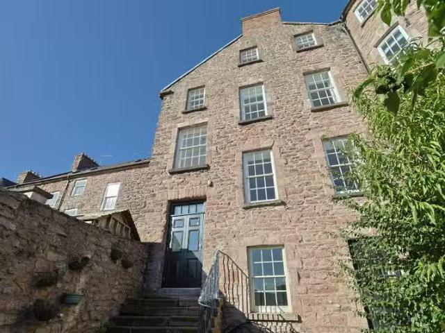 50 Castle Street