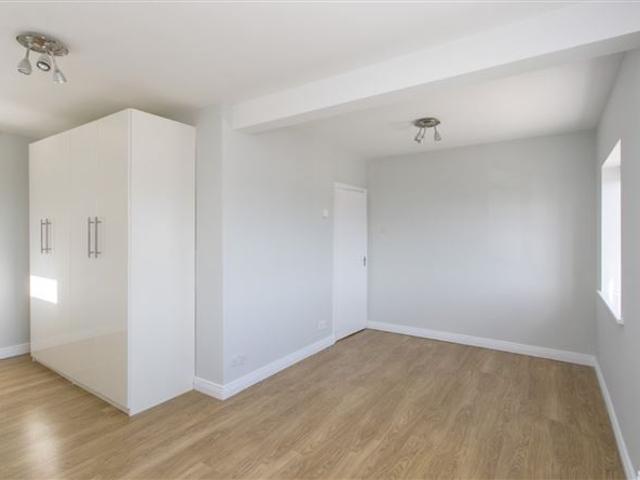 50 Cherrygarth, Mount Merrion, Co. Dublin DNG Stillorgan 4832 MyHome. Ie Residential