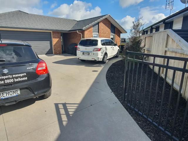 ['50 Cupples Street']Papamoa