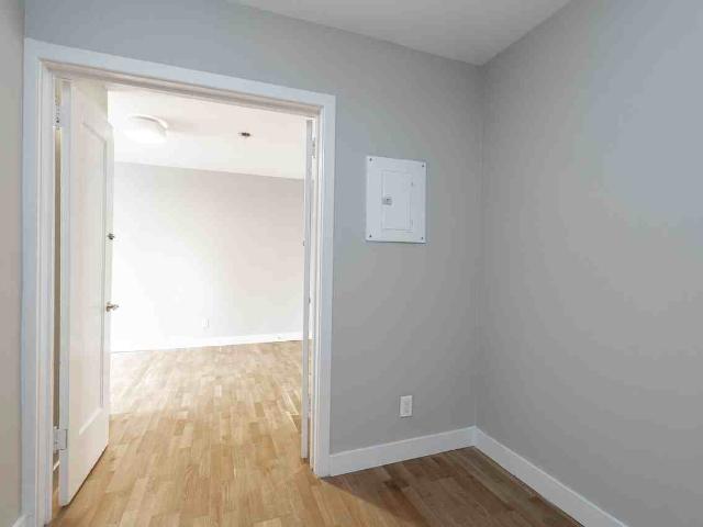 50 Gloucester Street Studio Apartment for Rent at 50 Gloucester St, Toronto, ON M4Y 1L5 The Village