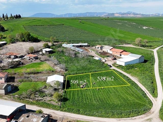 %50 İKİ KAT 539 M2 GÖL MANZARALI YAN YANA 3 ARSA