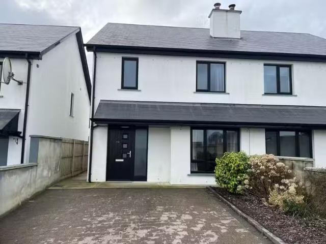 50 Inis Alainn, Curryclogh, Bandon, Co. Cork, P72WR12 is for s.